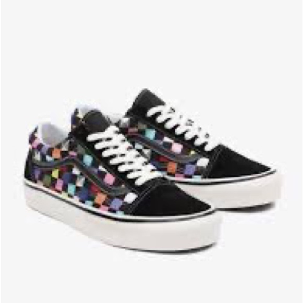Vans Black Low-Top Sneakers with Multicolor Checker Pattern